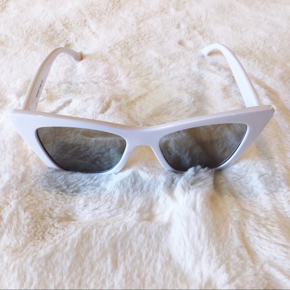 Kiara White Mirrored Full Rim Cat Eye Sunglasses - Picture 4 of 8